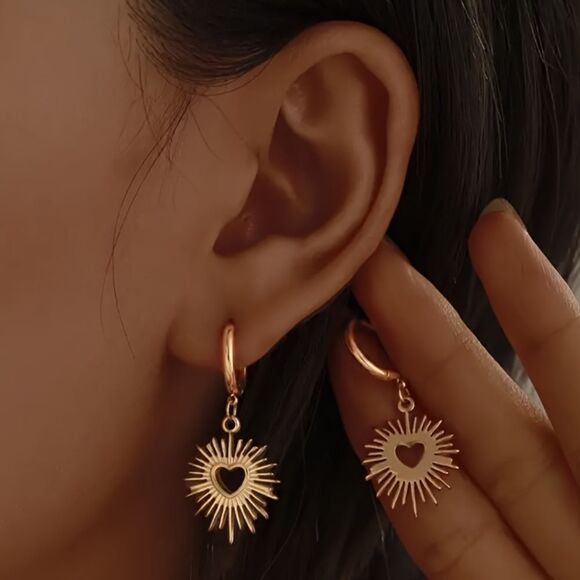 Heart Hoop Earring M394 - Picture 2 of 3